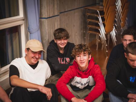 Start in den neuen Firmkurs