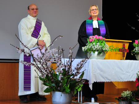 Leitung des Gottesdienst Simone Dors & Christian Fischer